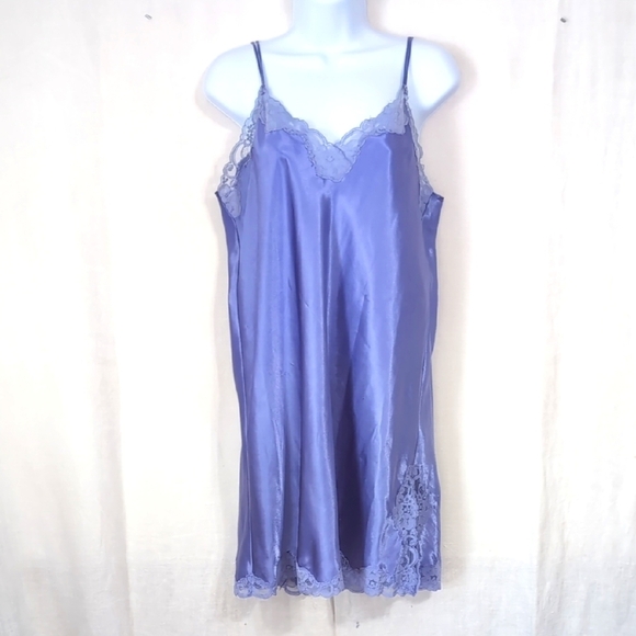 Valerie Stevens Intimates Lilac Purple Satin Lace Trim Slip Dress Size Medium - Picture 1 of 5